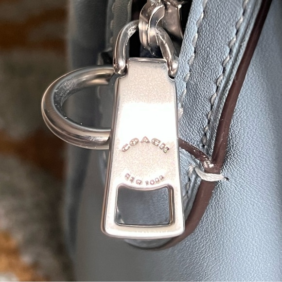 Coach Handbag - Picture 5 of 6